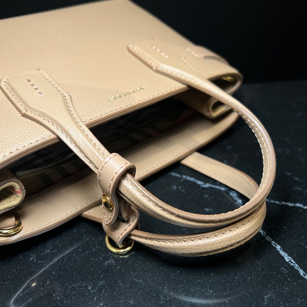 Small Beige Banner Tote - Picture 8 of 11